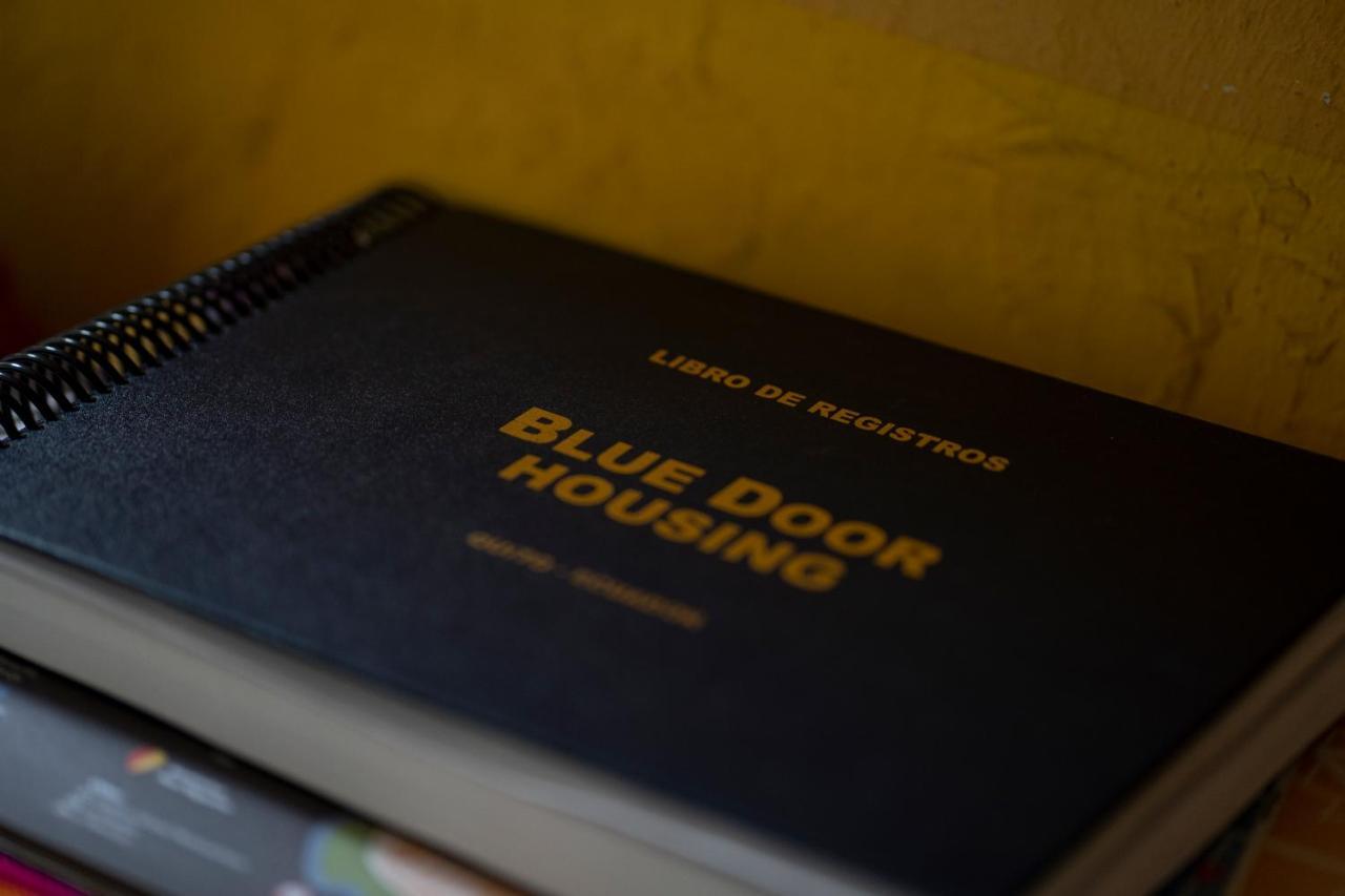 ホテル Blue Door Housing Historic キト エクステリア 写真